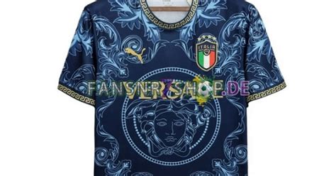 italien versace trikot blau|Italien Versace blaues 2022.